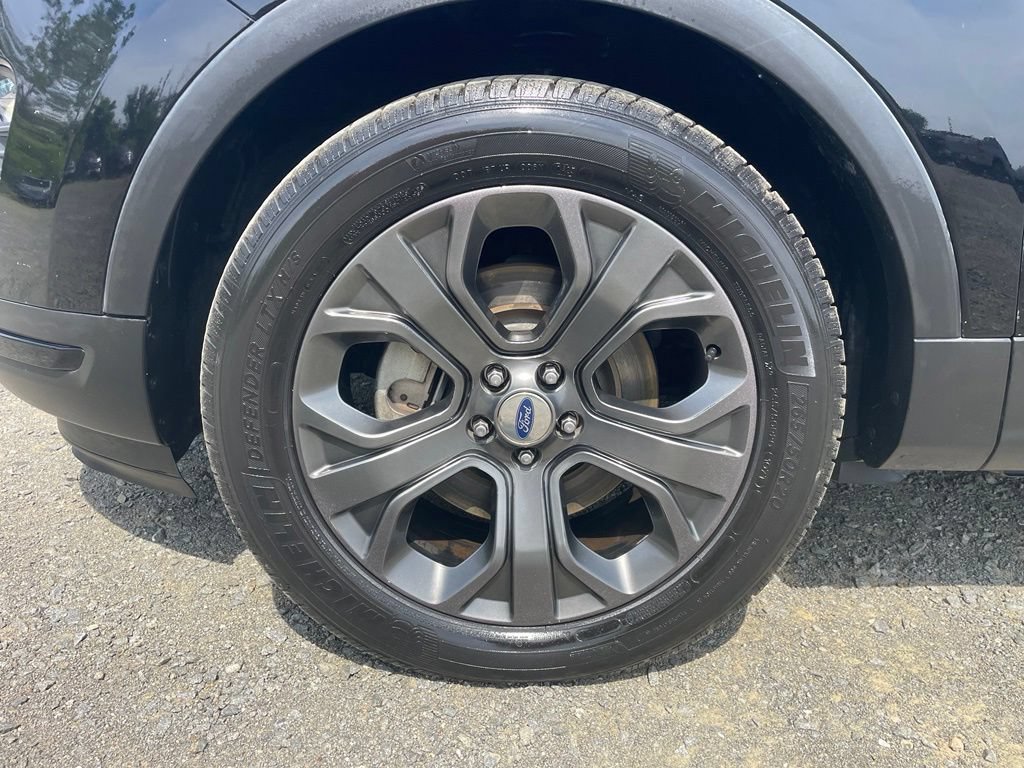 Used 2018 Ford Explorer Sport w/ Equipment Group 401A AWD/4WD image 24