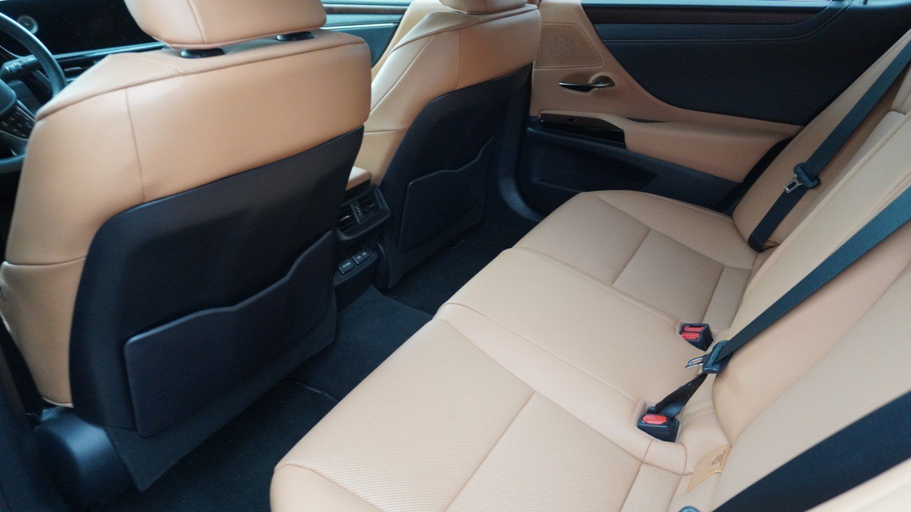 Certified 2023 Lexus ES 350 w/ Premium Package FWD image 14