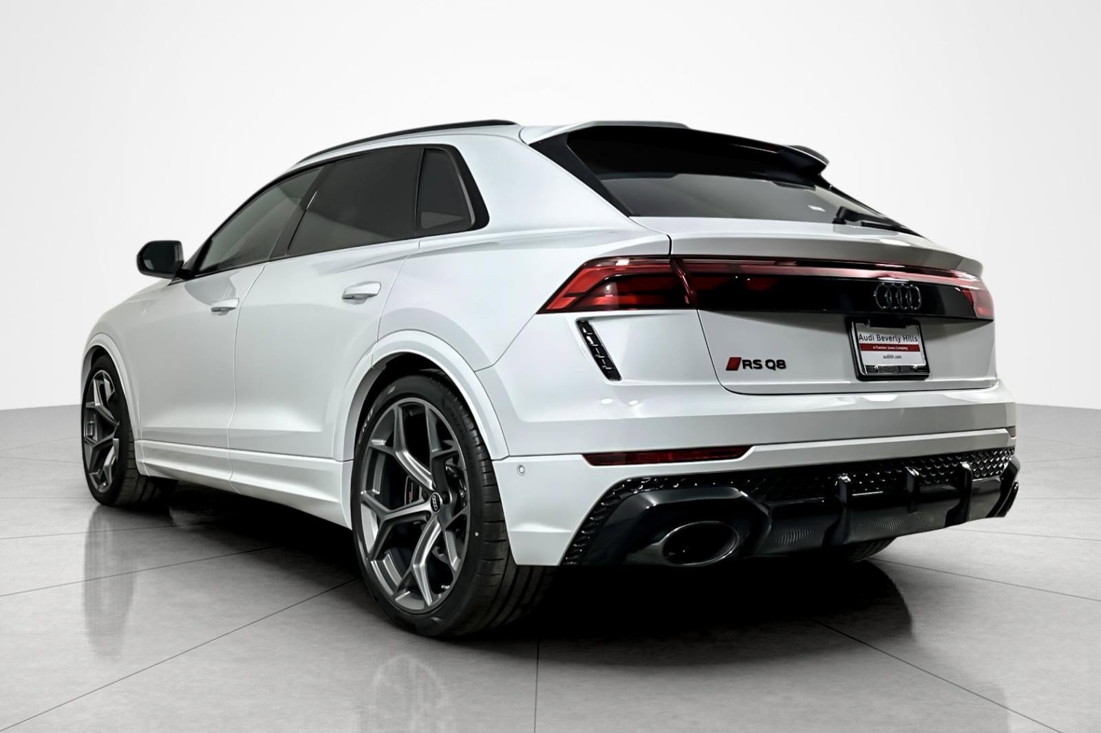 New 2026 Audi RS Q8 performance AWD/4WD image 4