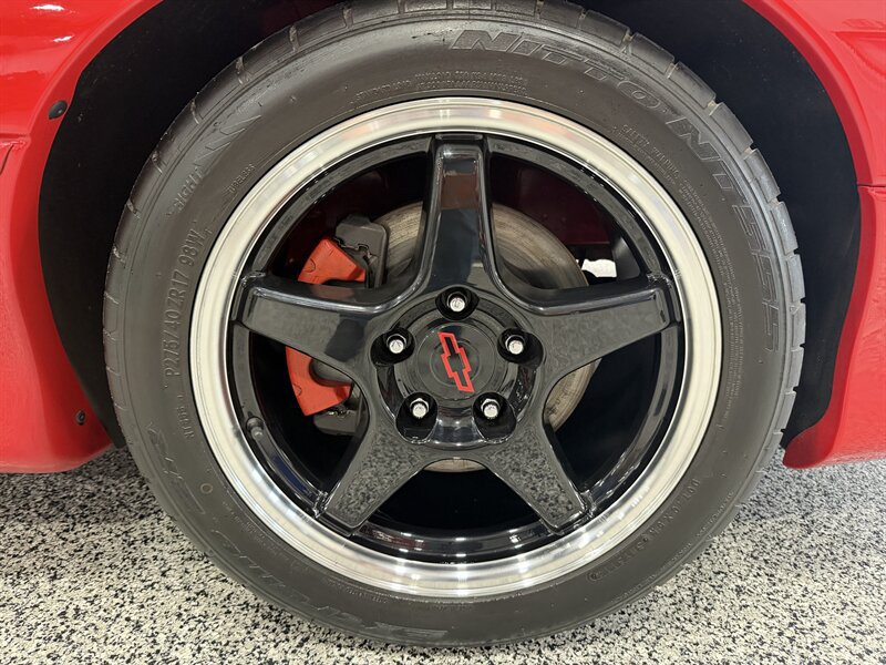 Used 2002 Chevrolet Camaro Z28 w/ Preferred Equipment Group 2 RWD image 30