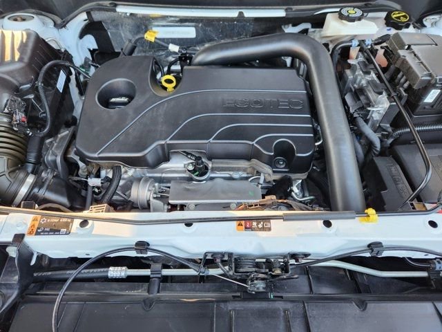 Used 2024 GMC Terrain SLE image 31