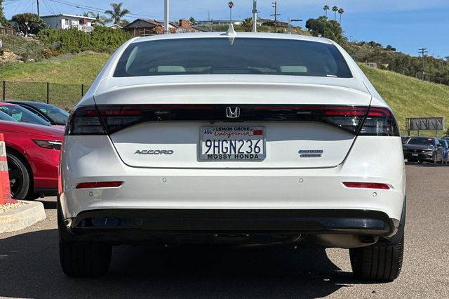 Certified 2023 Honda Accord Touring image 6