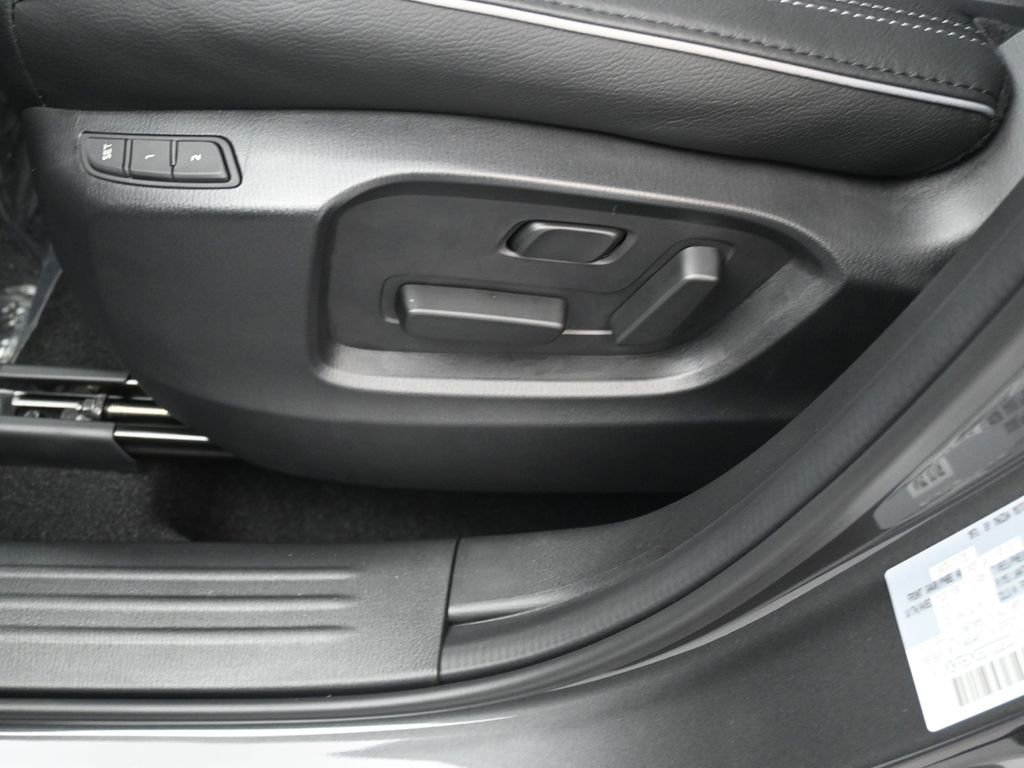 Used 2025 MAZDA CX-5 AWD 2.5 S w/ Preferred Package image 14