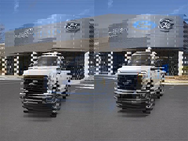 New 2026 Ford F250 XL image 2