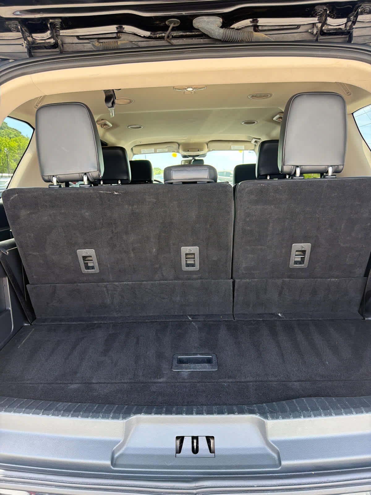 Used 2024 Ford Expedition XLT AWD/4WD image 9