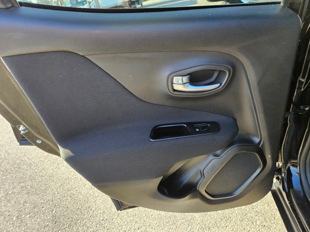 Used 2021 Jeep Renegade Sport AWD/4WD image 15