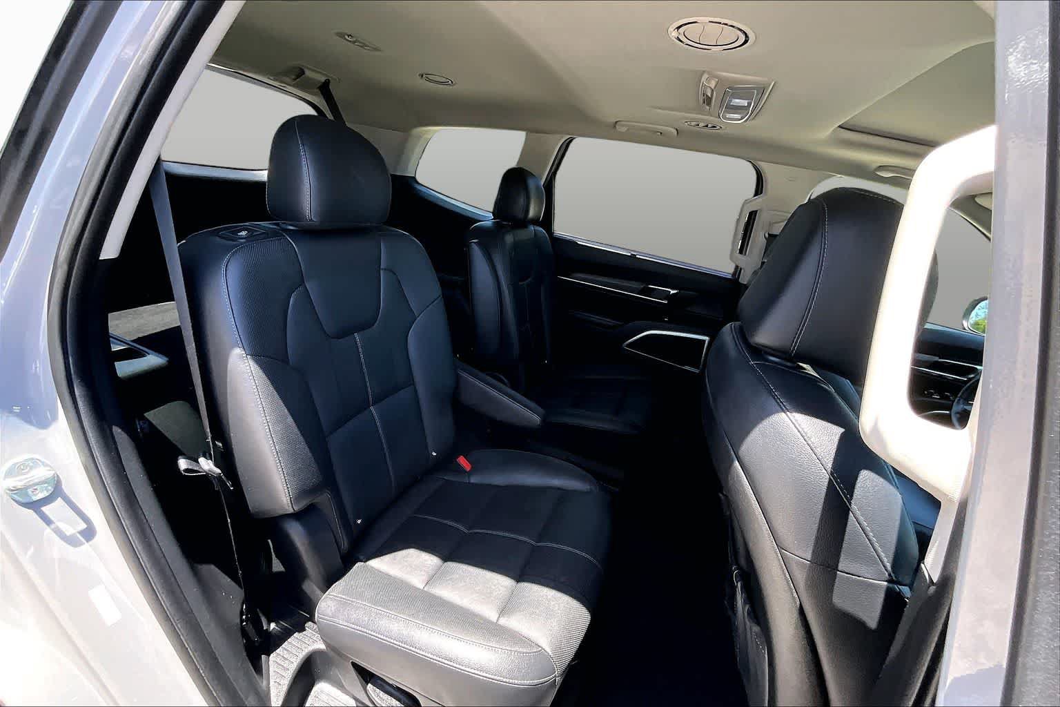 Used 2022 Kia Telluride EX w/ EX Premium Package AWD/4WD image 20