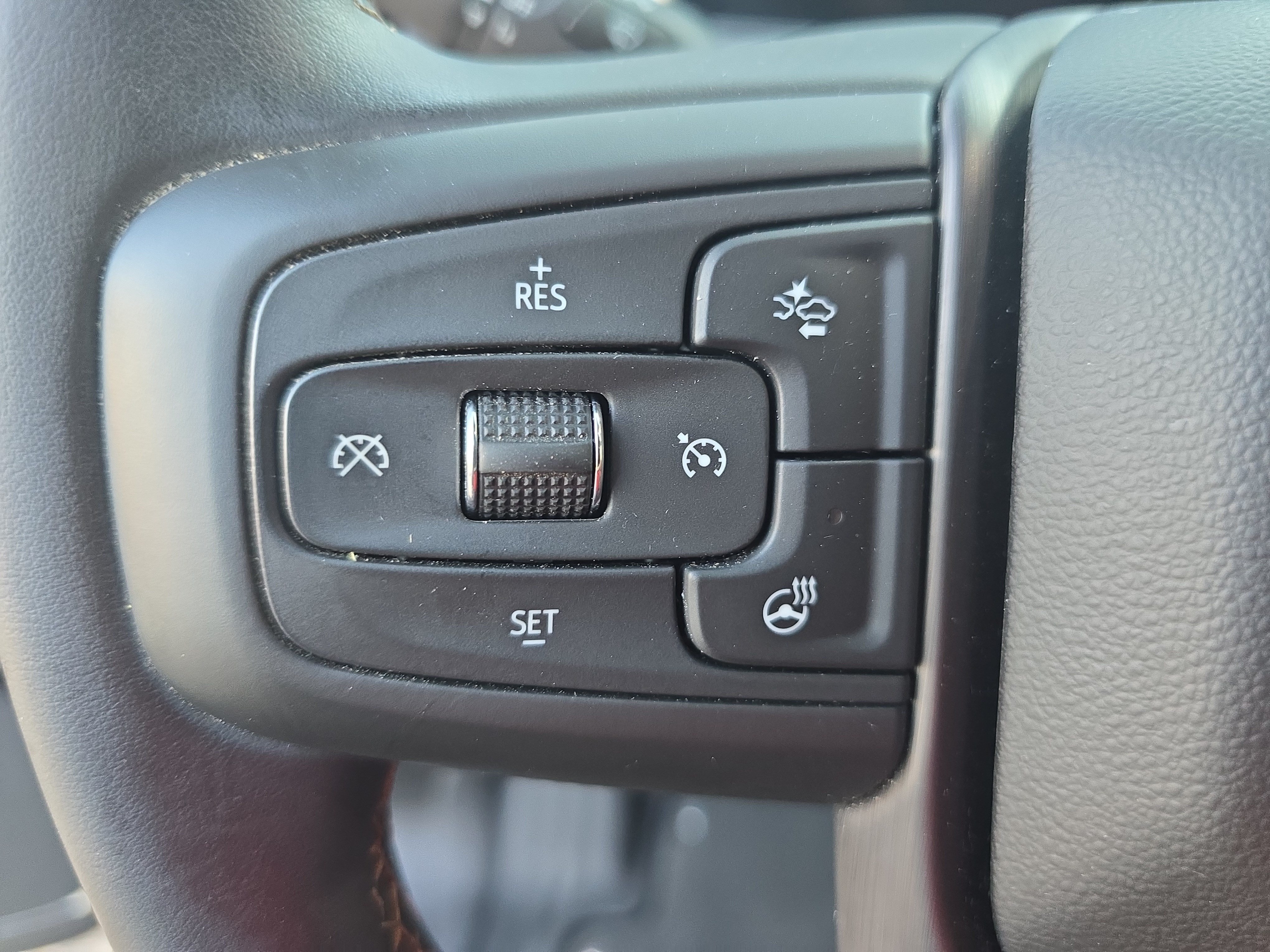 Used 2026 GMC Sierra 2500 AT4 AWD/4WD image 16
