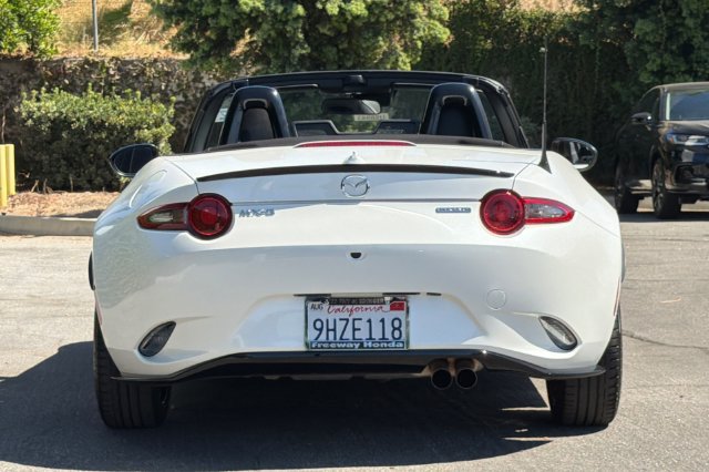Used 2023 MAZDA MX-5 Miata Club w/ Brembo/BBS Recaro Package RWD image 5