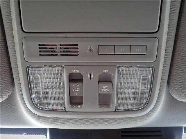 Used 2022 Honda CR-V Touring image 24