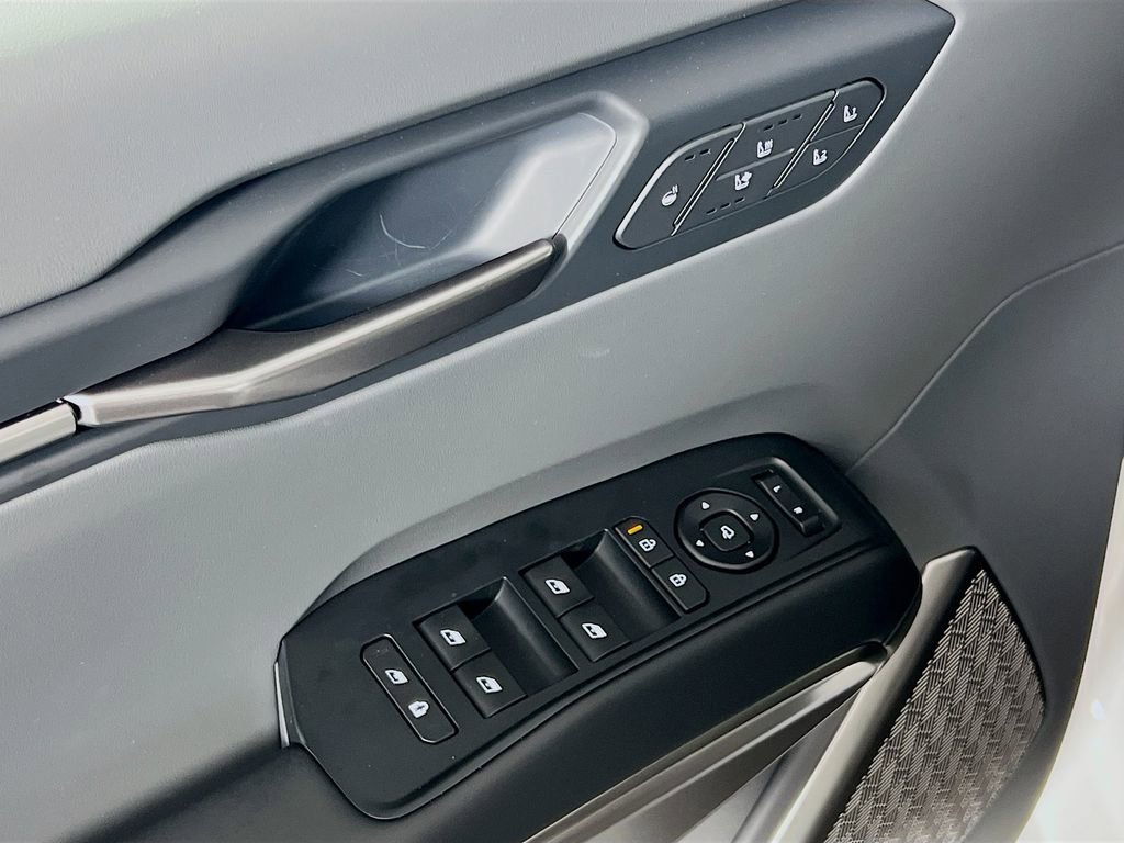 New 2026 Kia EV9 Wind AWD/4WD image 16
