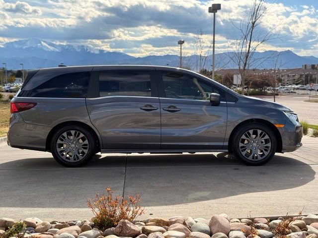 New 2026 Honda Odyssey Touring image 8