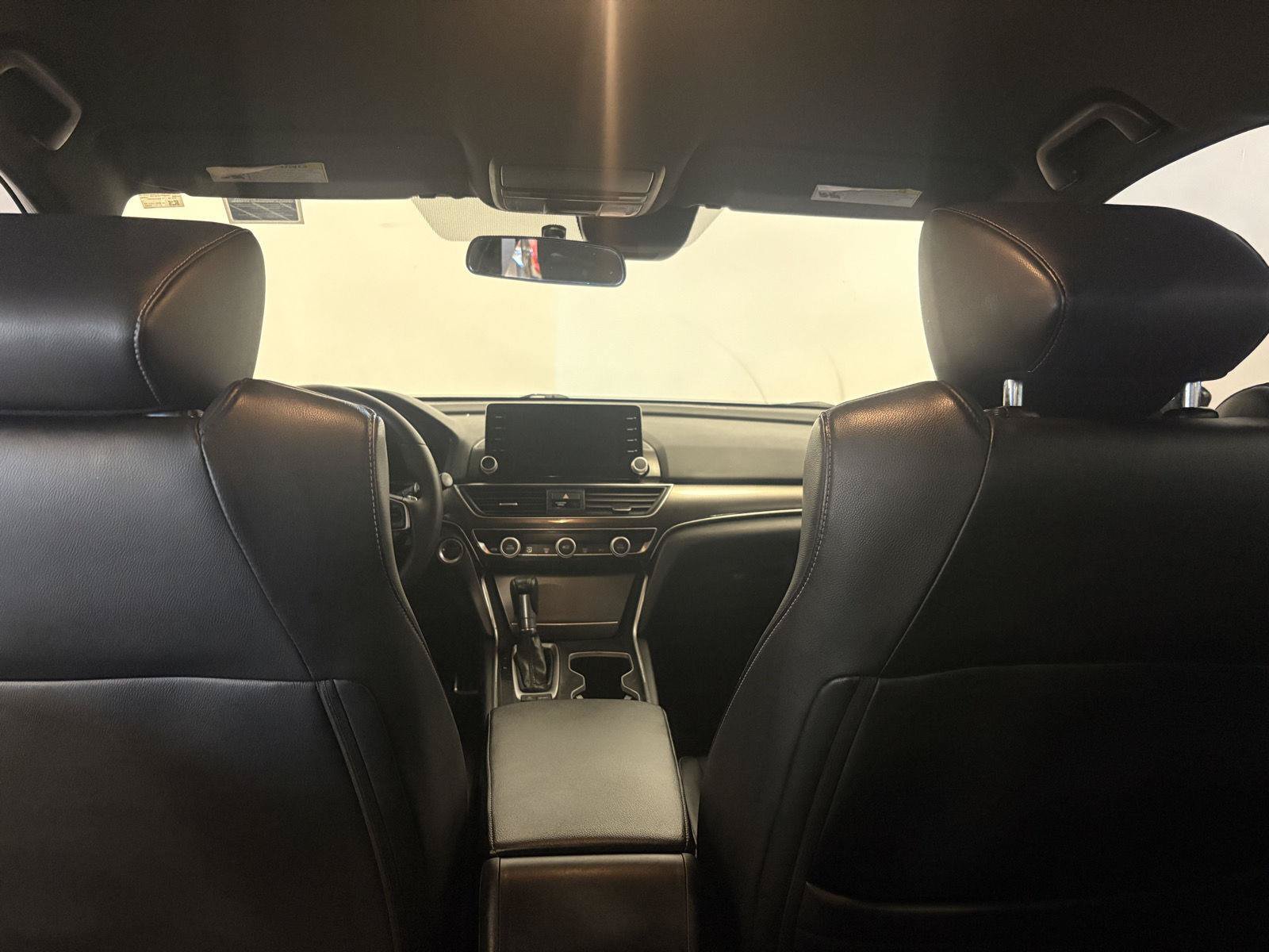 Used 2018 Honda Accord Sport image 33