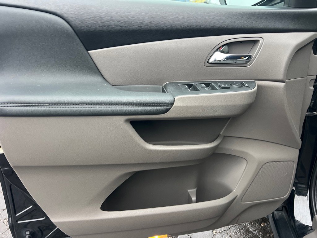 Used 2016 Honda Odyssey EX-L image 10