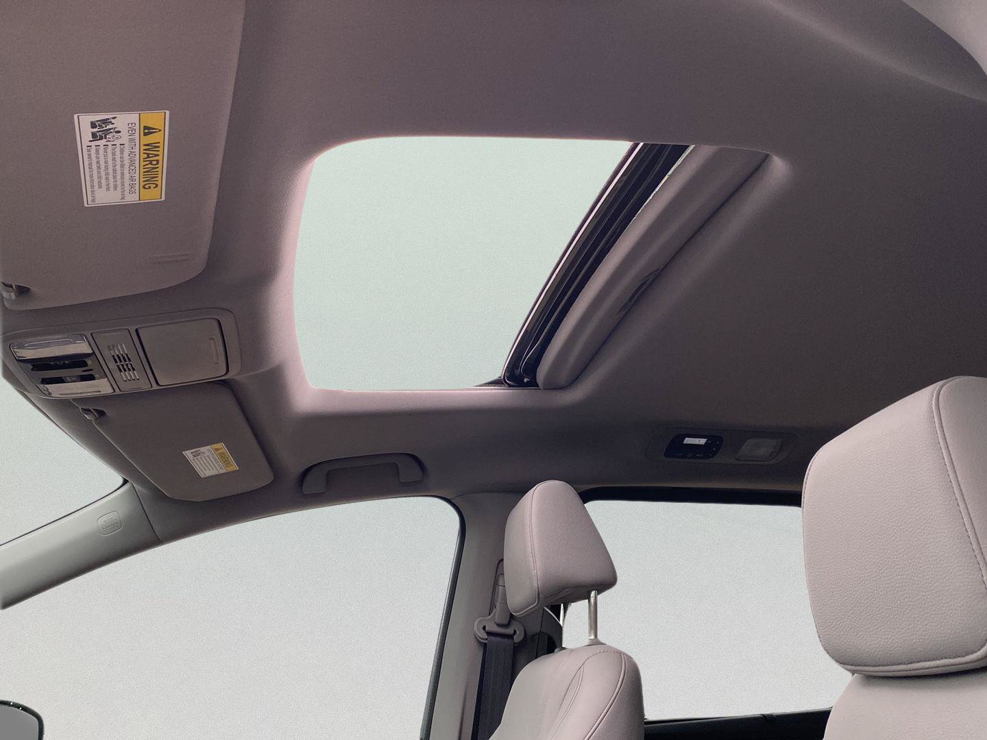 Used 2023 Honda Odyssey EX-L image 27
