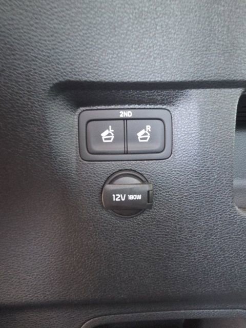 Used 2023 Kia Telluride EX w/ EX Captain's Chair Package image 10