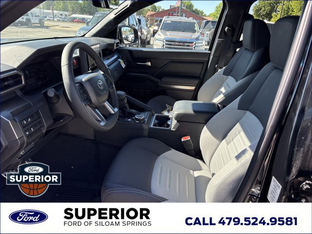 Used 2025 Toyota Tacoma TRD Sport AWD/4WD image 13