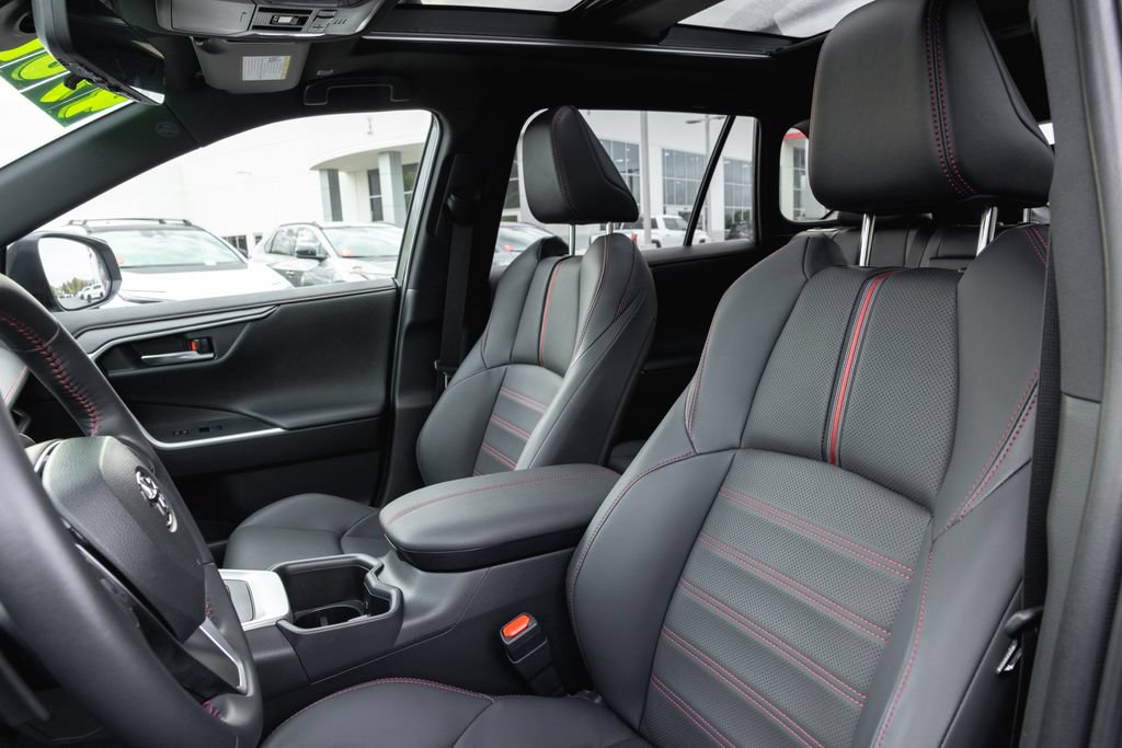 Certified 2025 Toyota RAV4 XSE AWD/4WD image 11