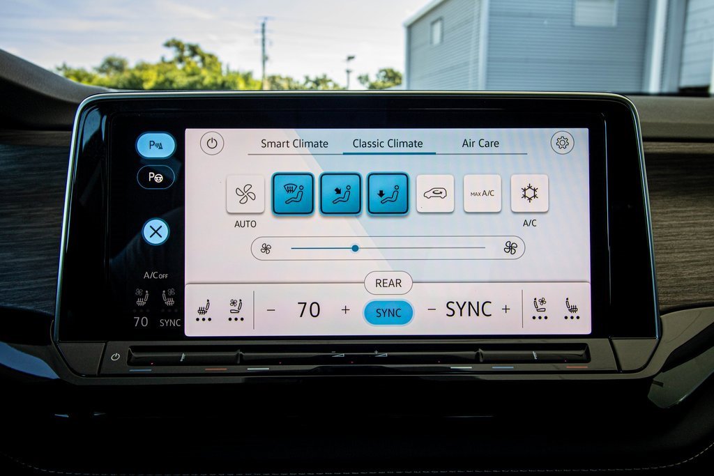 New 2026 Volkswagen Atlas SEL Premium R-Line image 39