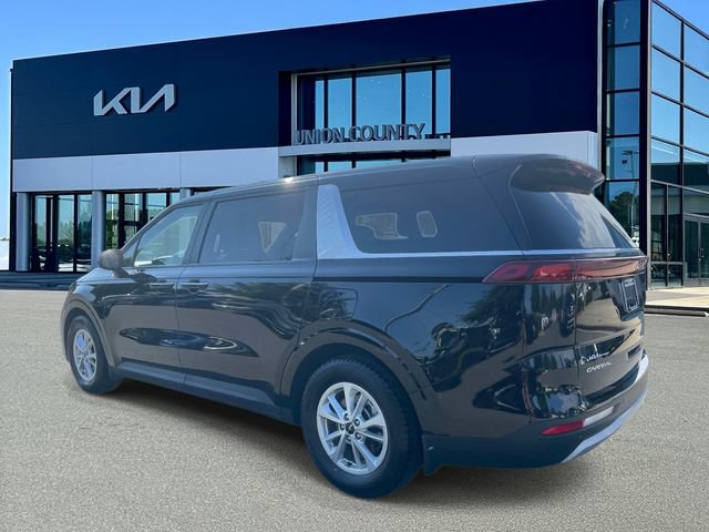 Certified 2024 Kia Carnival LX FWD image 4