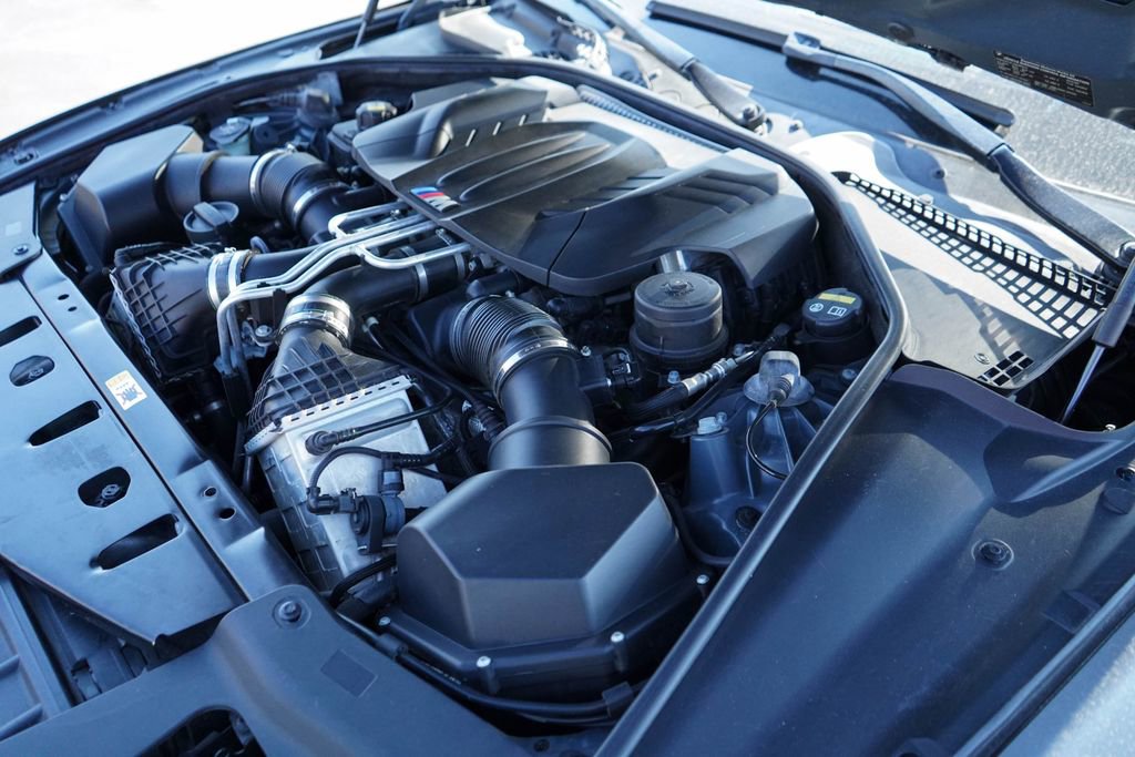 Used 2016 BMW M6 image 37