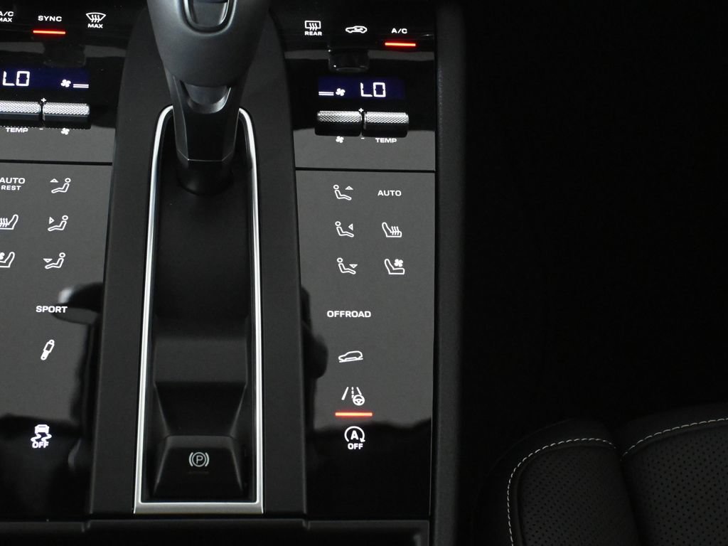 New 2026 Porsche Macan S AWD/4WD image 26
