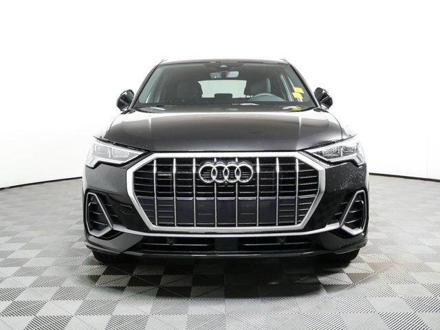 Certified 2025 Audi Q3 2.0T Premium Plus w/ Premium Plus Package AWD/4WD image 35