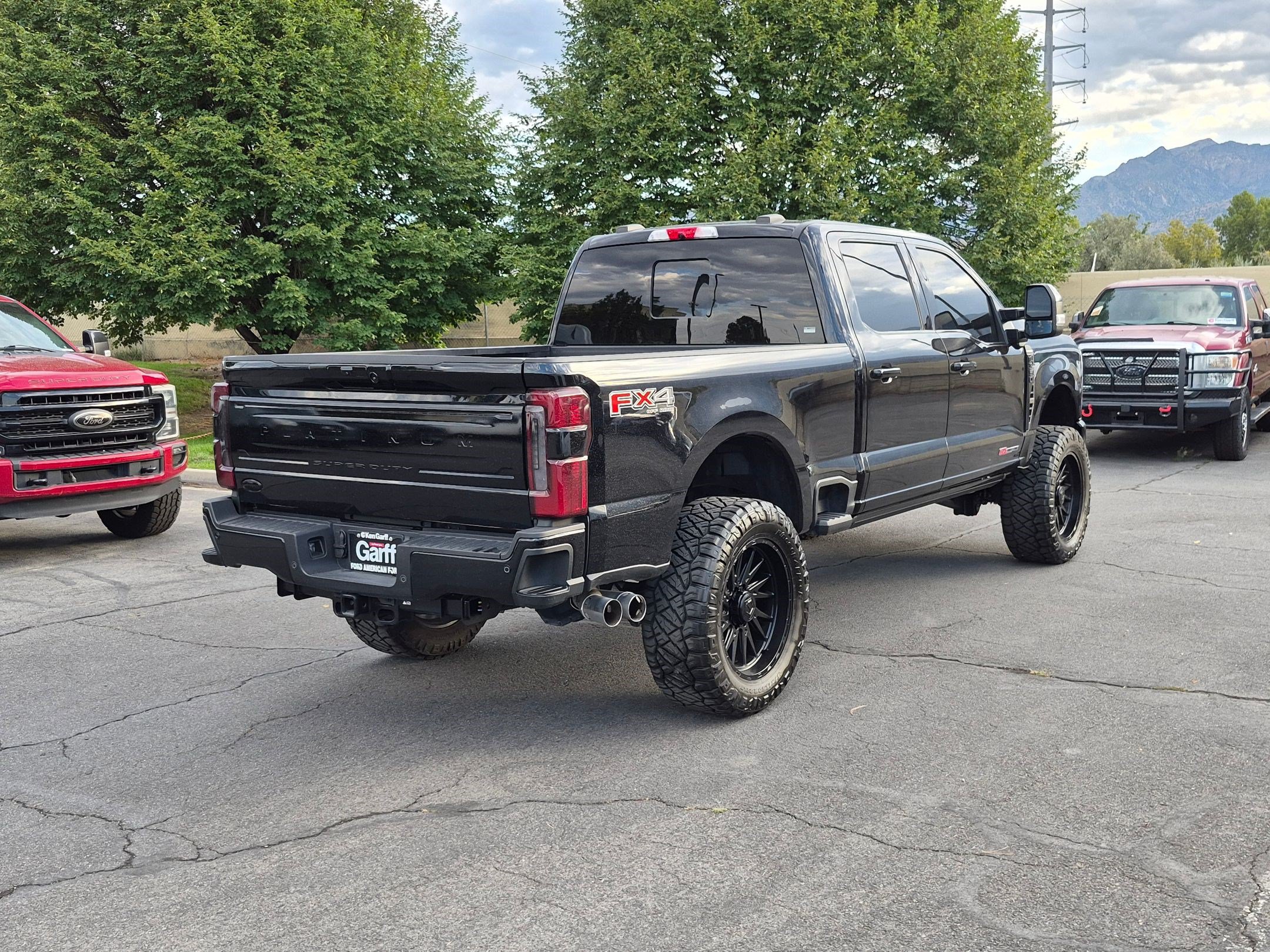 Used 2024 Ford F350 Platinum AWD/4WD image 3