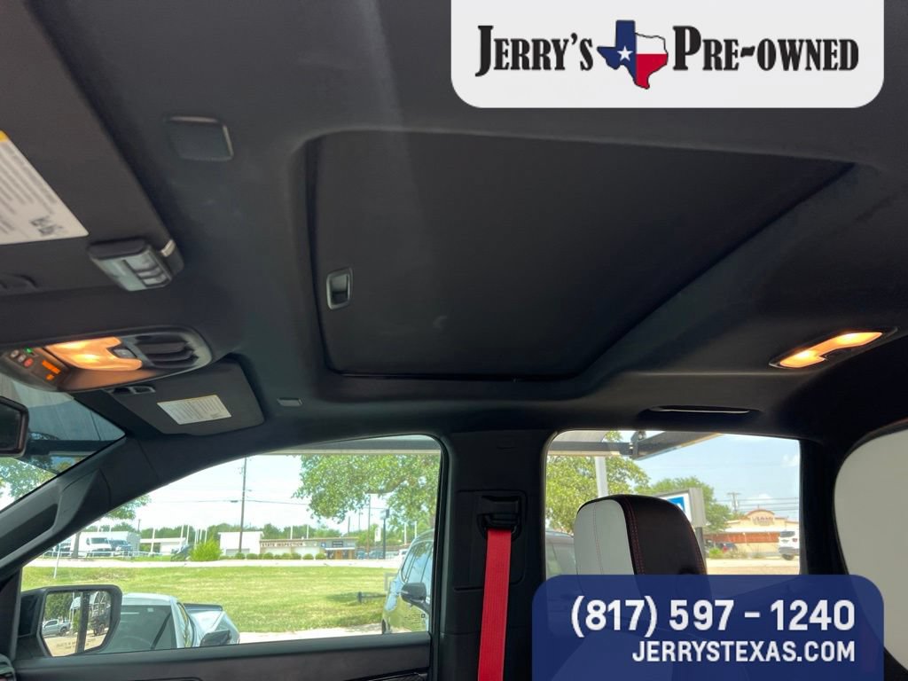 Used 2024 GMC Canyon AT4X AWD/4WD image 9