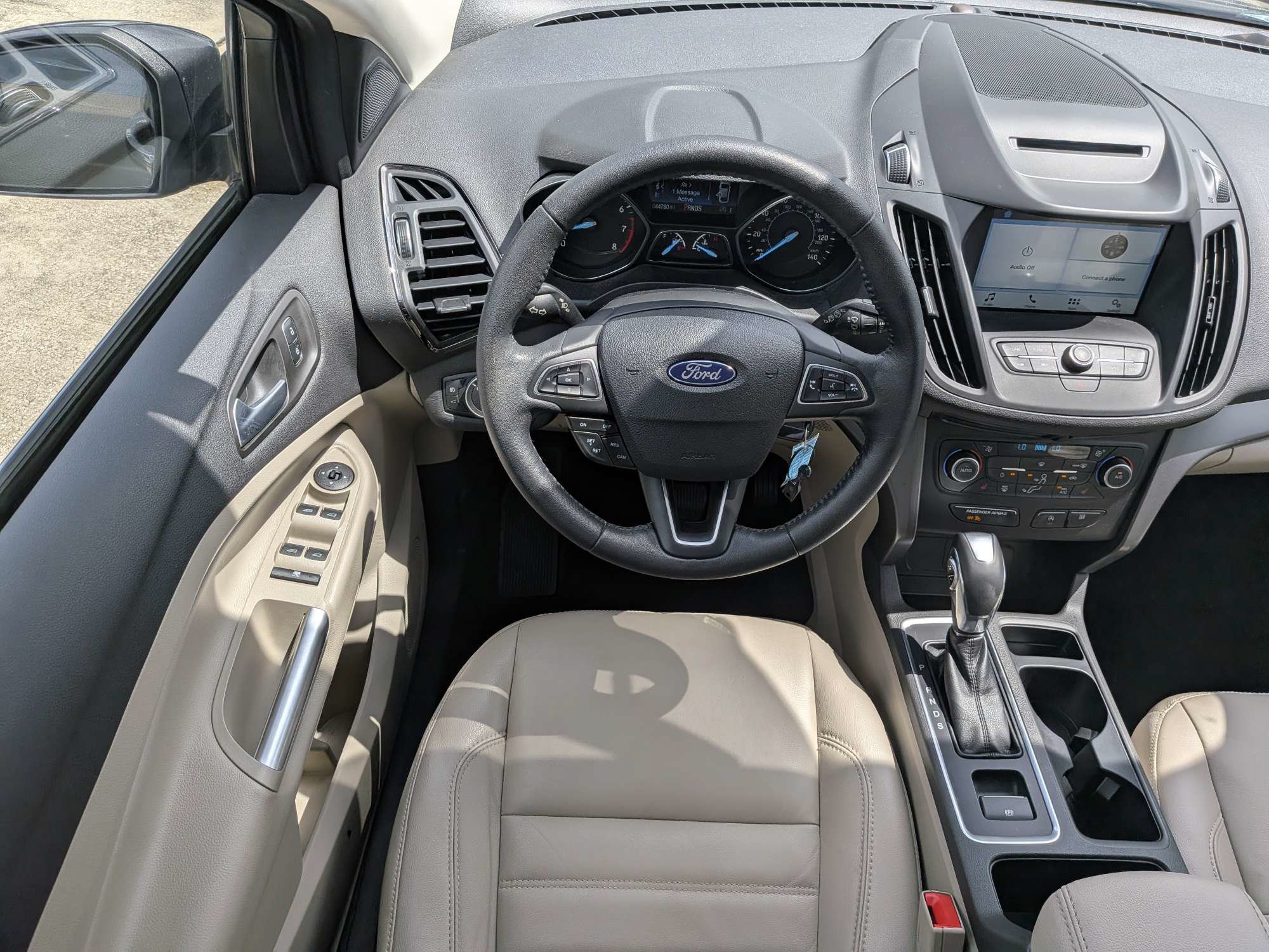 Used 2018 Ford Escape SEL FWD image 18