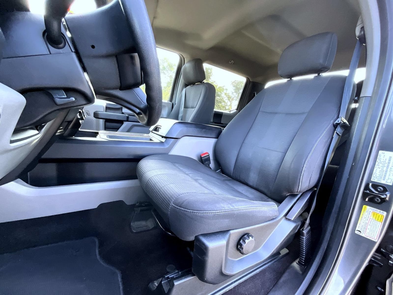Used 2018 Ford F150 XL w/ Equipment Group 101A Mid AWD/4WD image 11