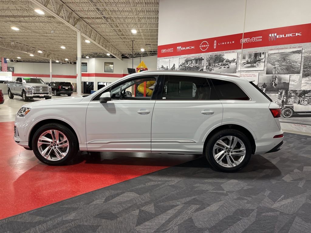 Used 2023 Audi Q7 3.0T Premium Plus AWD/4WD image 6