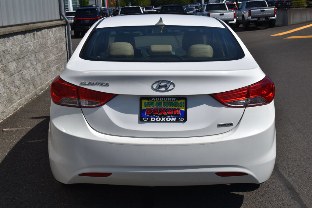 Used 2013 Hyundai Elantra Limited FWD image 6