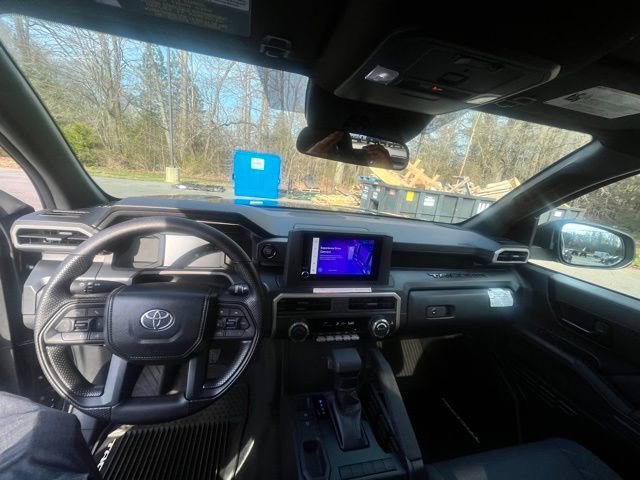 Used 2024 Toyota Tacoma SR image 3