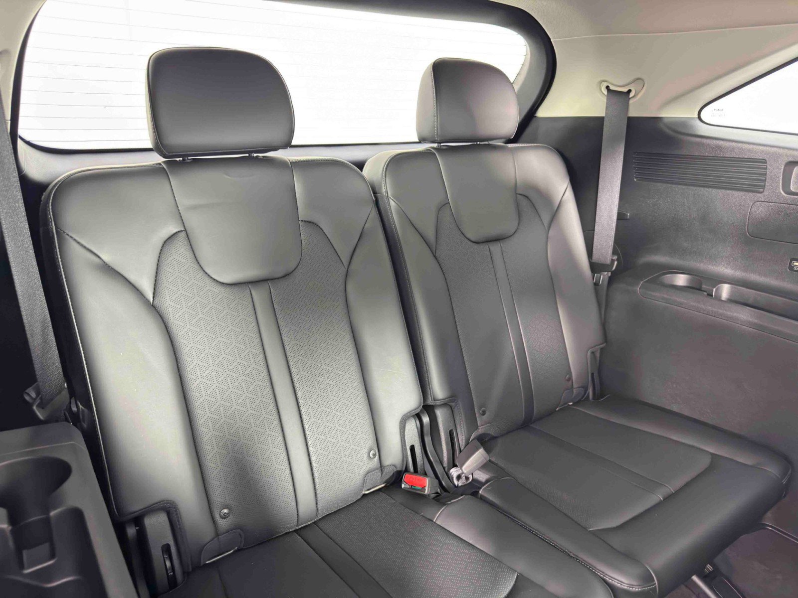 Used 2023 Kia Sorento SX image 37