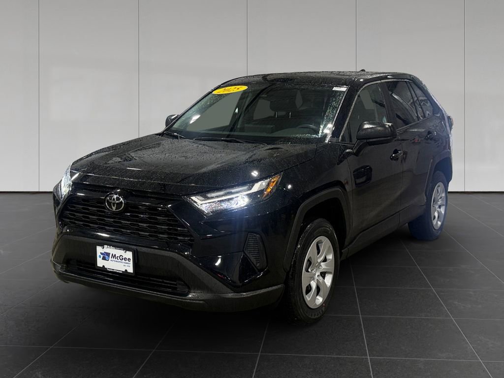 Used 2025 Toyota RAV4 LE image 1