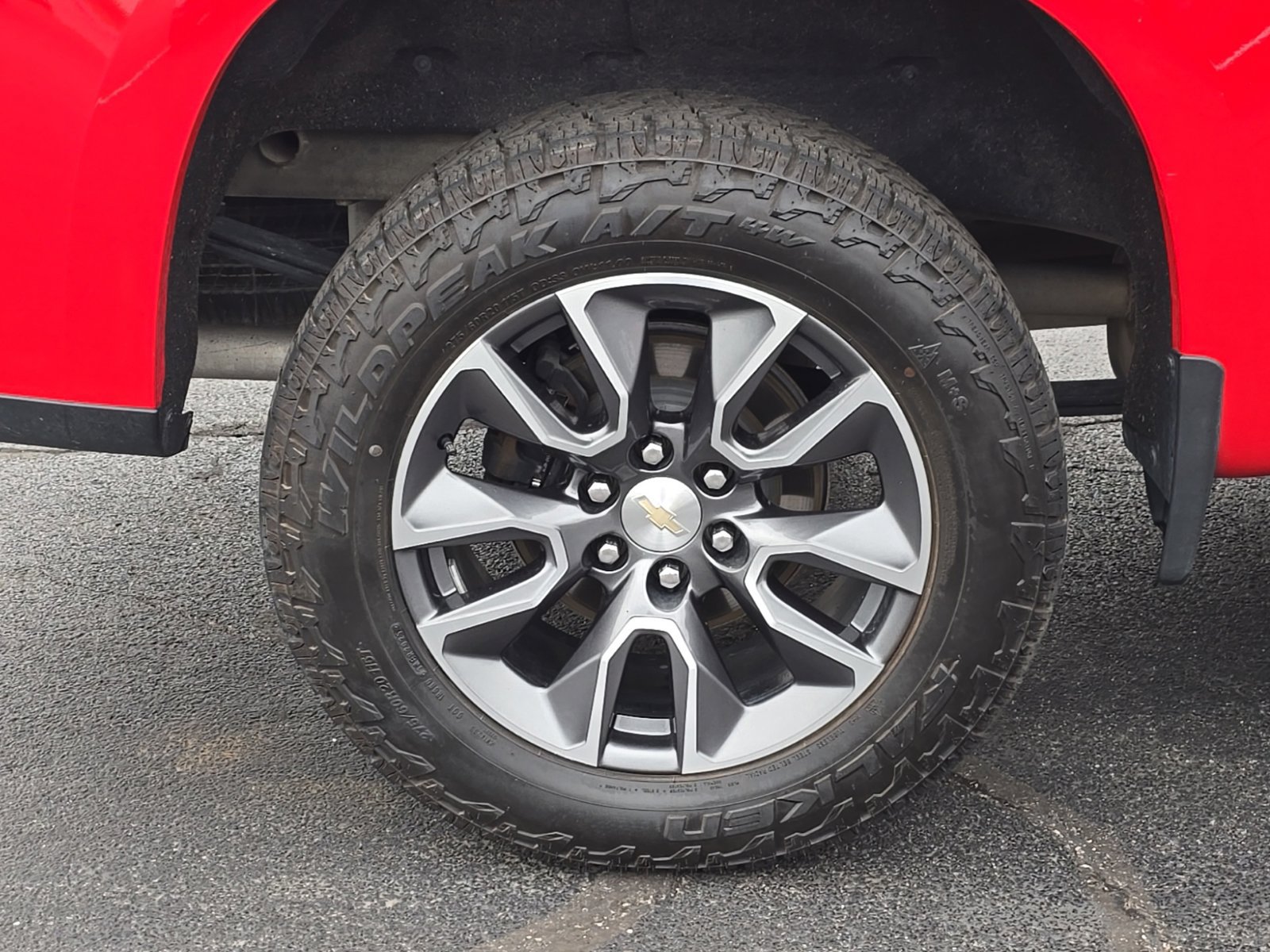 Used 2022 Chevrolet Silverado 1500 LT AWD/4WD image 51