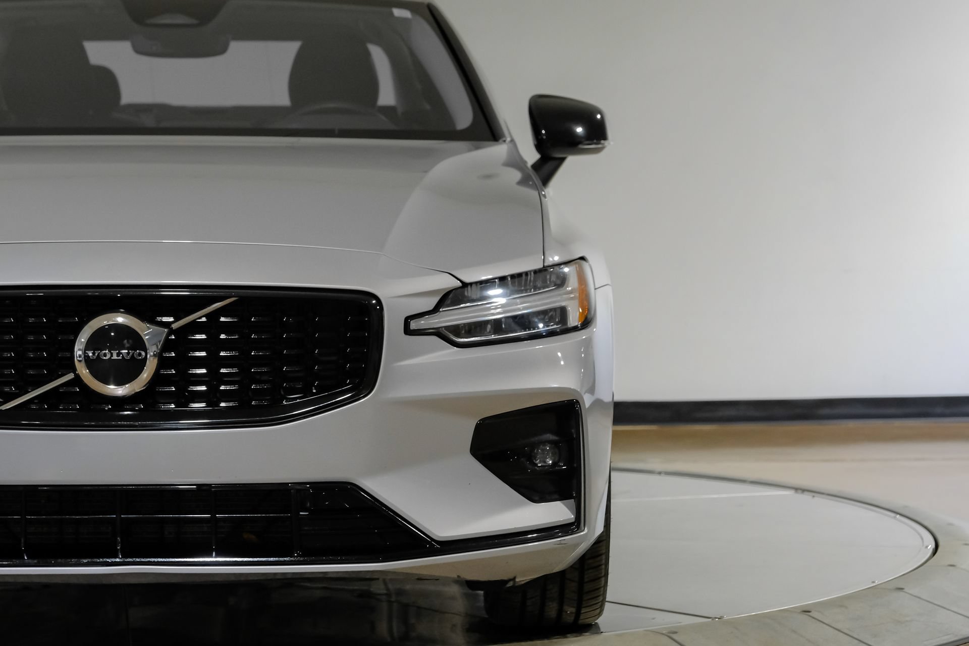 Used 2024 Volvo S60 B5 Core AWD/4WD image 50