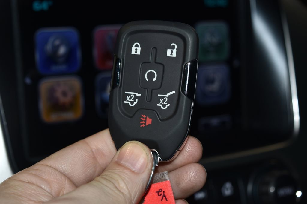 Used 2018 Chevrolet Tahoe Premier w/ RST 6.2L Performance Edition image 17