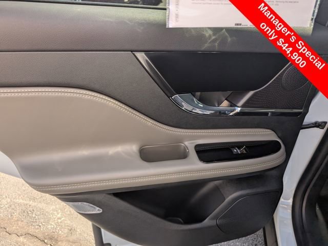 Used 2026 Lincoln Corsair Premiere AWD/4WD image 11