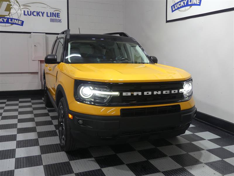 Used 2023 Ford Bronco Sport Outer Banks w/ Tech Package AWD/4WD image 5