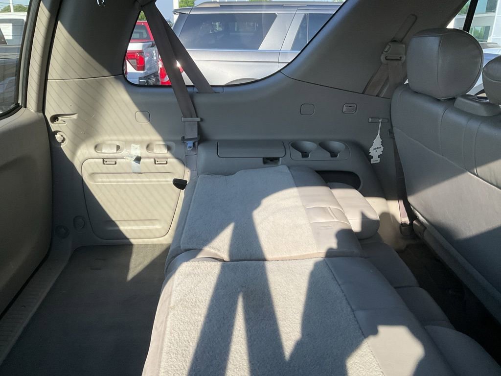 Used 2002 Toyota Sequoia Limited AWD/4WD image 7