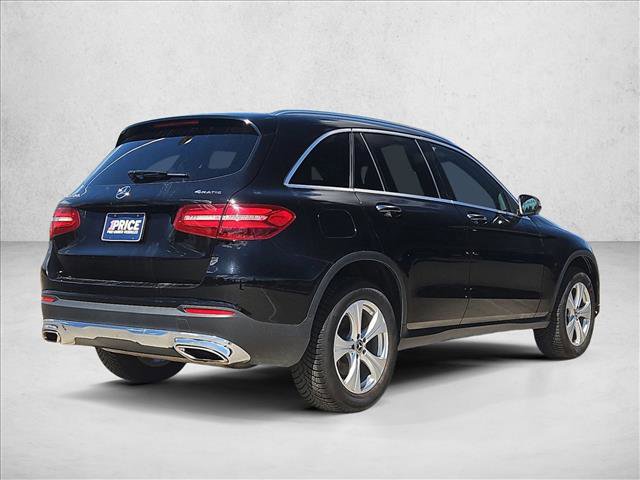Used 2017 Mercedes-Benz GLC 300 4MATIC image 5