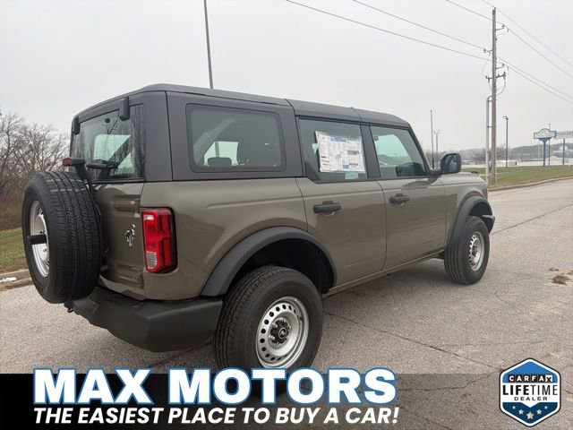 New 2025 Ford Bronco 4-Door image 4