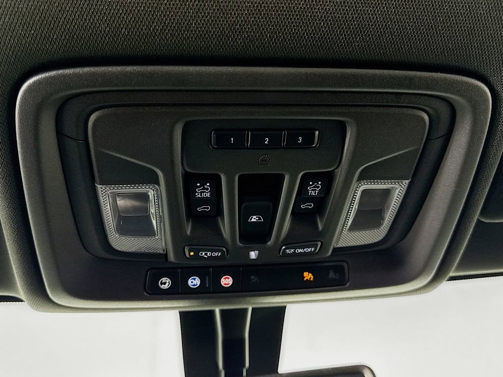 Used 2020 GMC Sierra 3500 AT4 w/ AT4 Preferred Package image 14