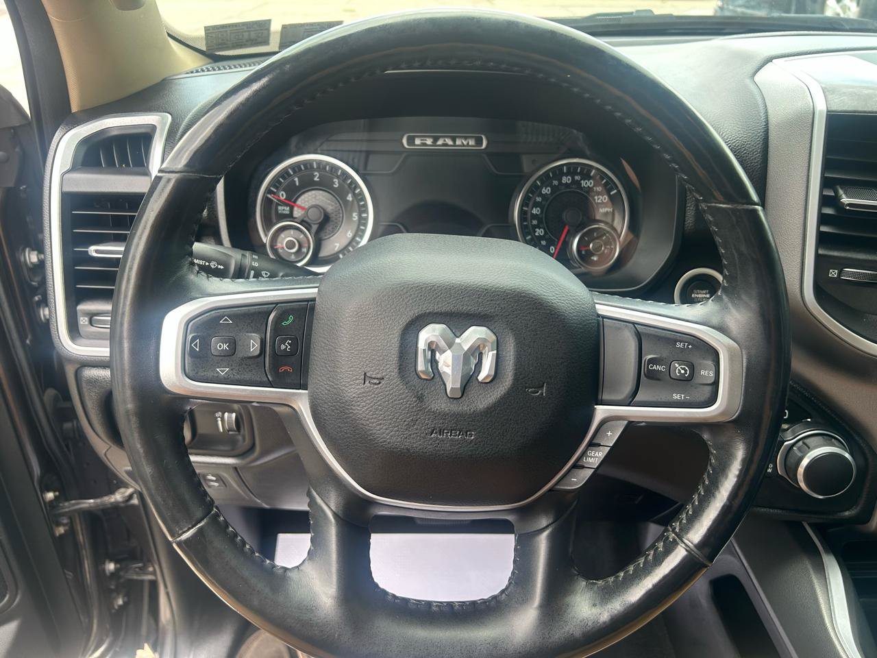 Used 2020 RAM 1500 Big Horn AWD/4WD image 21