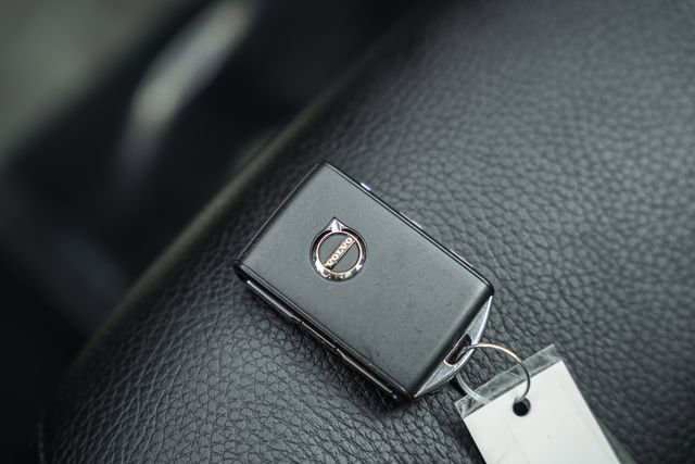 Used 2023 Volvo XC90 B6 Plus w/ Protection Package image 44