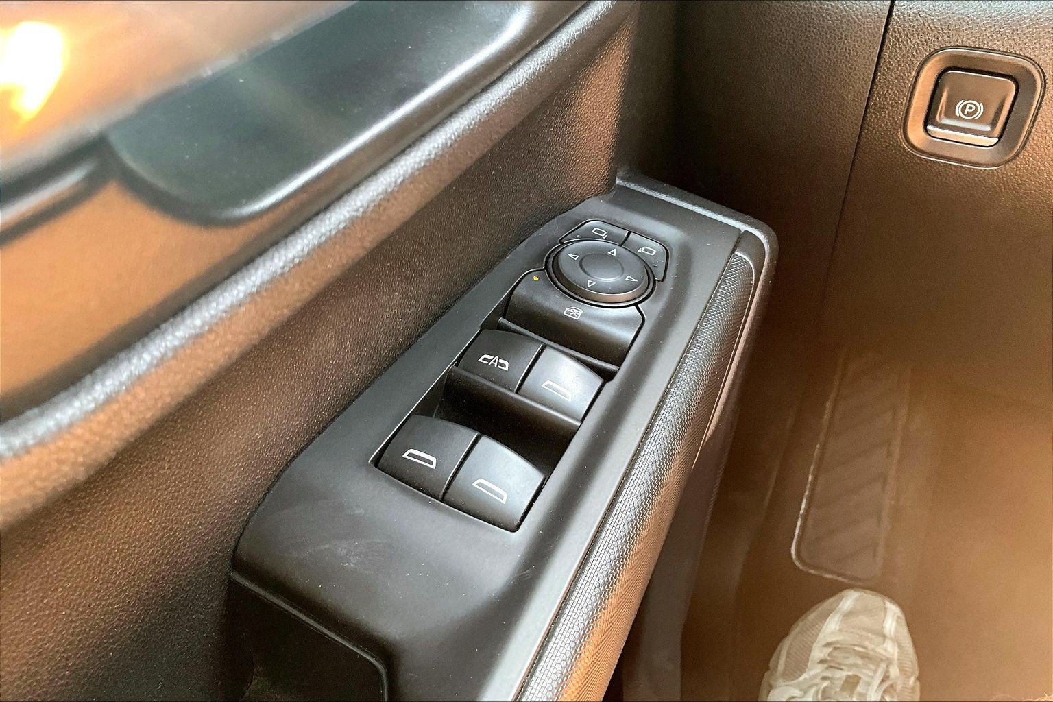 Used 2020 Chevrolet Silverado 1500 Custom Trail Boss w/ Custom Convenience Package AWD/4WD image 33
