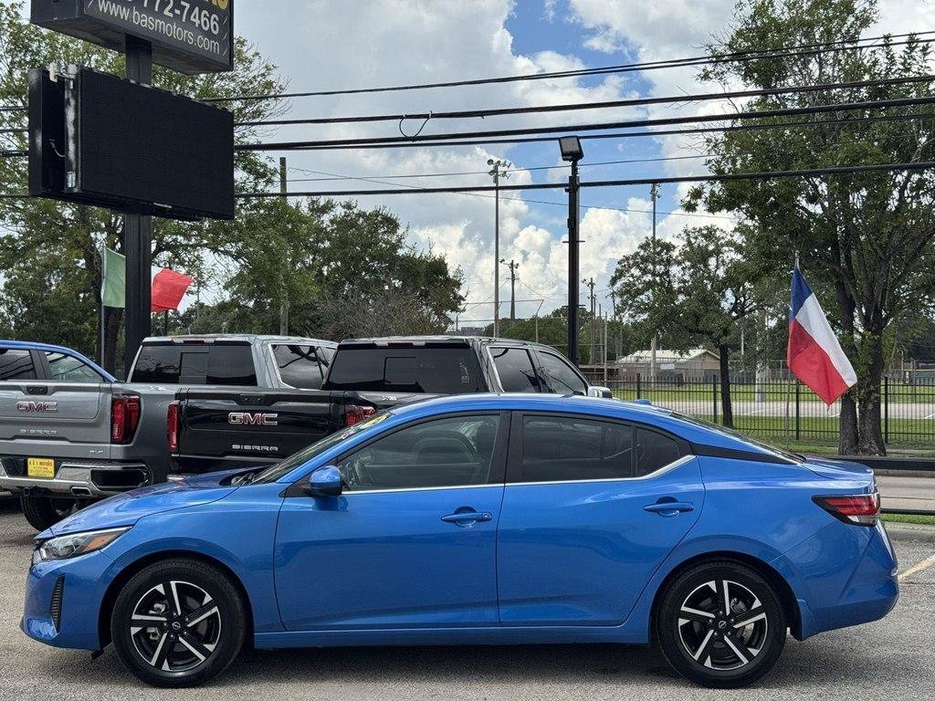 Used 2025 Nissan Sentra SV FWD image 24