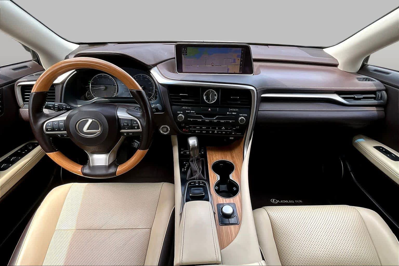 Used 2019 Lexus RX 350L FWD image 16